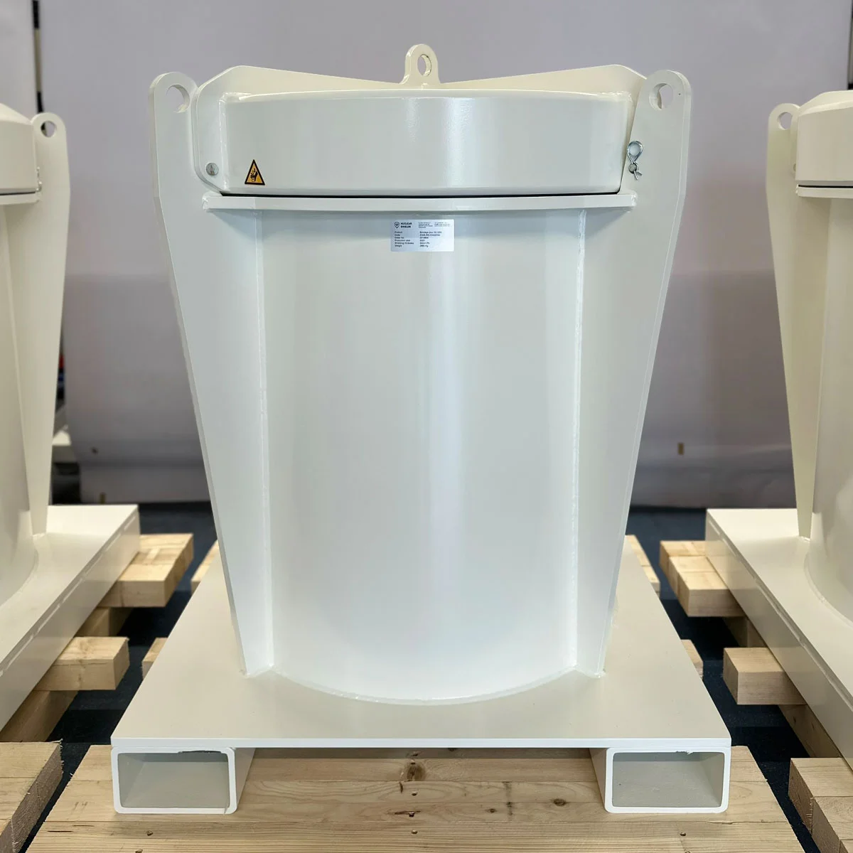 Lead Shielded 200-Liter Drum Overpack