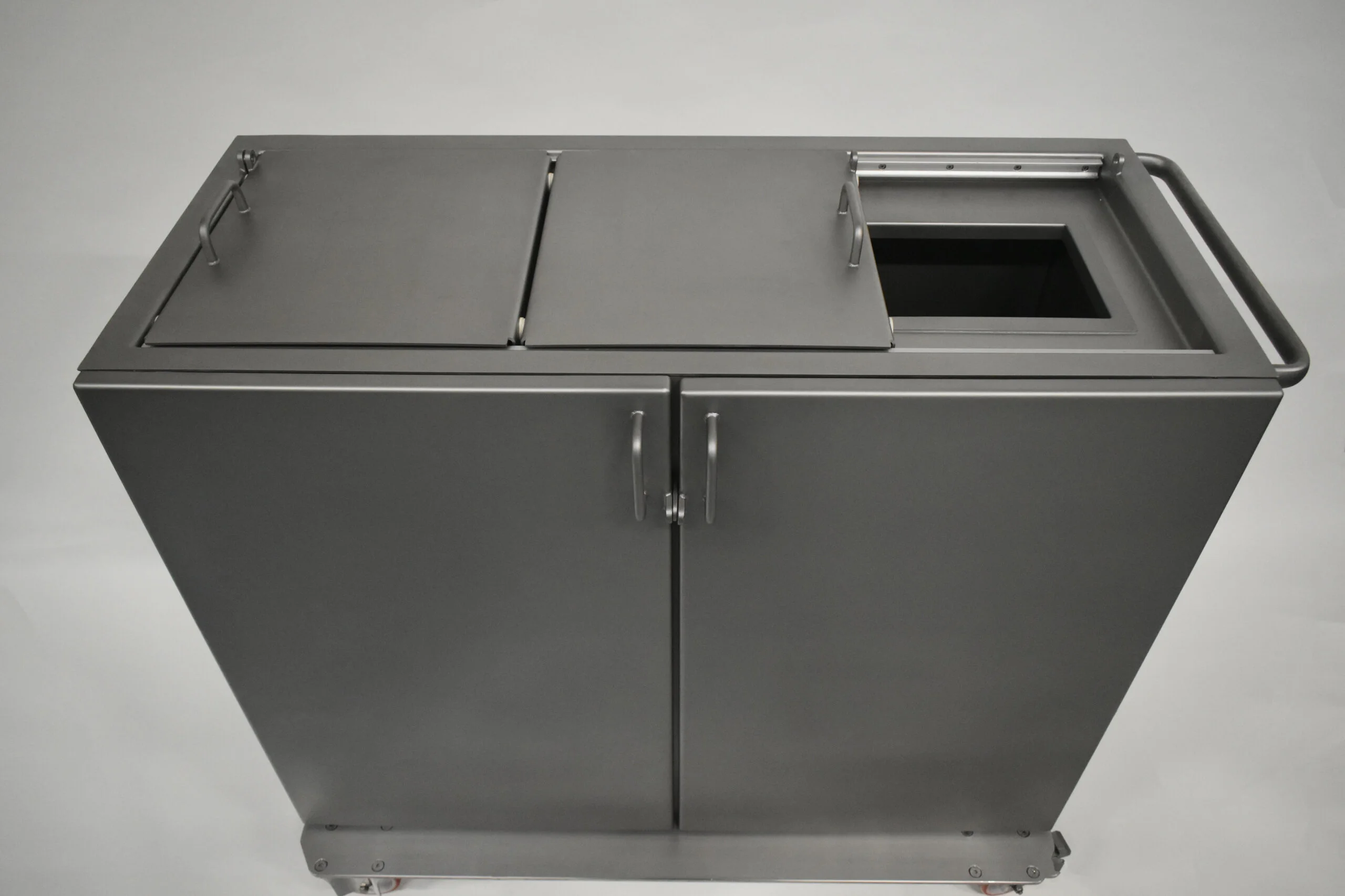 Mobile Radioactive Waste Enclosure - 6 mm
