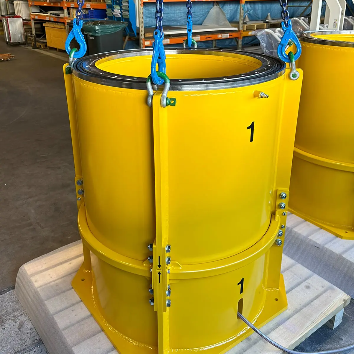 Shielded 200L Drum Transport Container