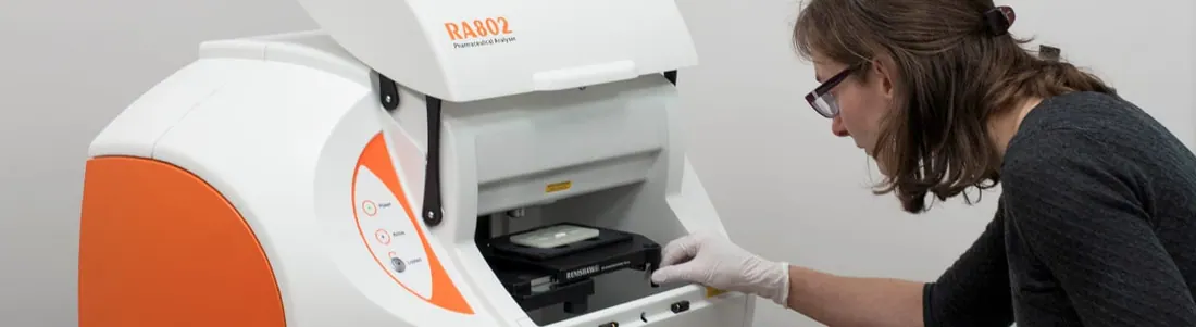 RA802 Pharmaceutical analyser