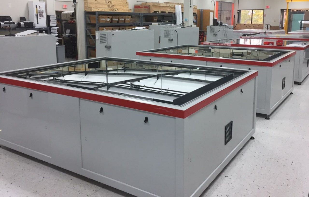 On site service and simulator calibration. Manufacturer illustration of its service and calibration work.